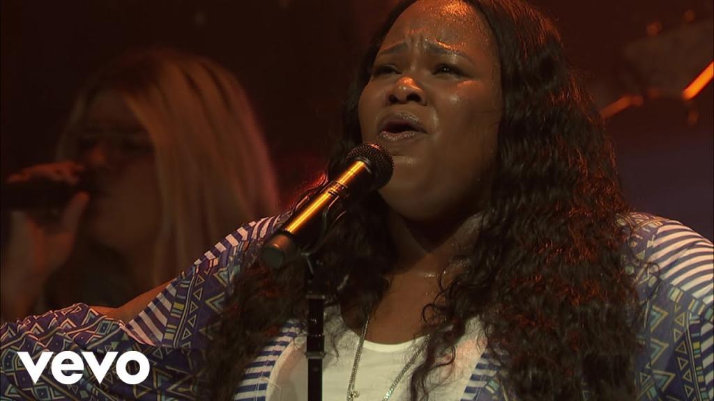 Tasha Cobbs Leonard - For Your Glory (Live At Passion City Church ...